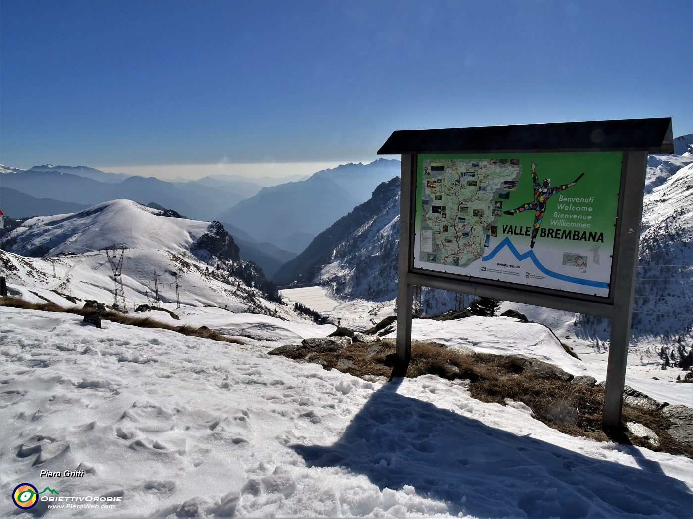 47 Dal versante valtellinese (SO) rientriamo sul versante brembano (BG).JPG -                                